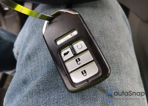 2016 Honda Pilot Touring z USA, uszkodzony, nr VIN 5FNYF6H95GB061525